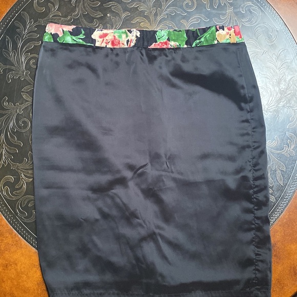 Talbots Floral Pencil Skirt - Picture 5 of 5